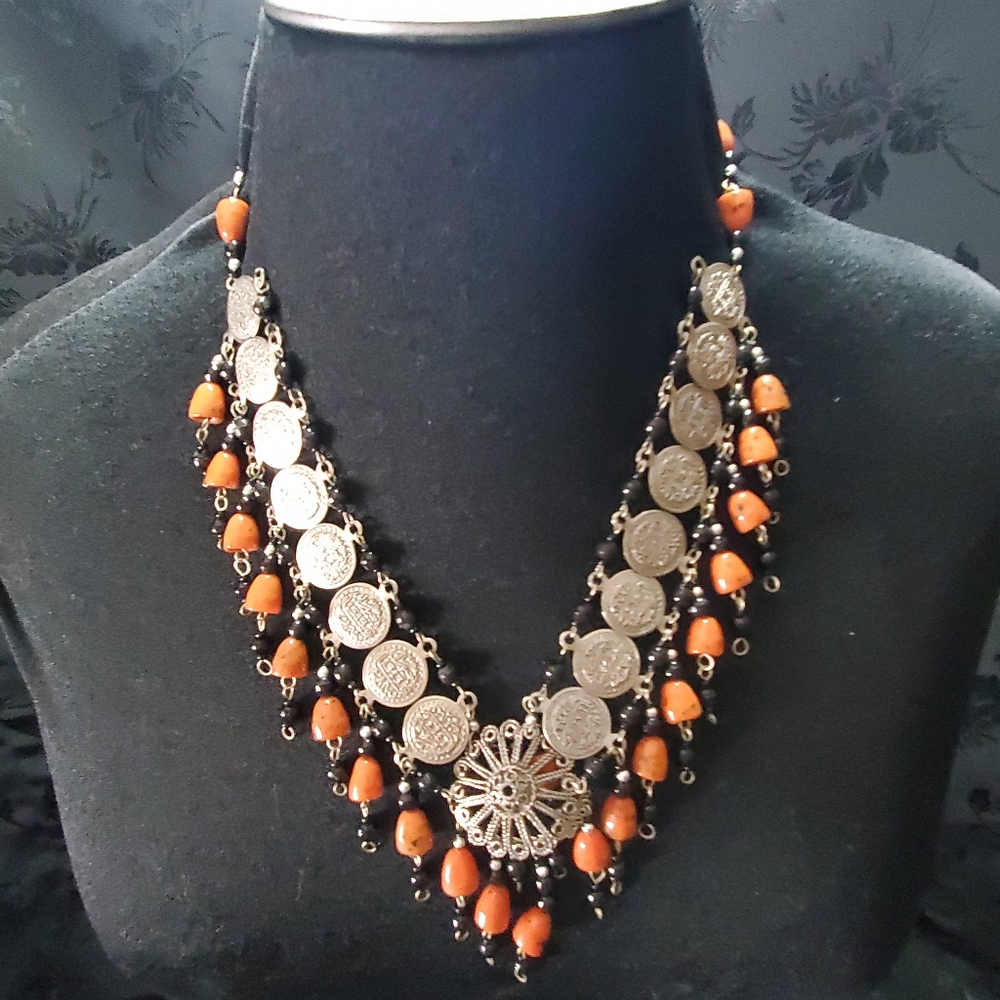 Vintage Necklace Orange Black Beads Plastic Metal Adjustable 18"-21" Statement